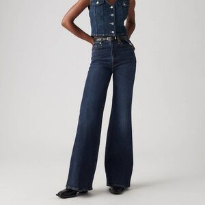 Levi Ribcage Bell Jeans